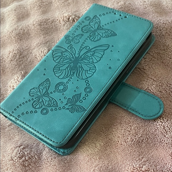 Butterfly Embossed Teal Phone Wallet Case IPhone 12- - Picture 2 of 4